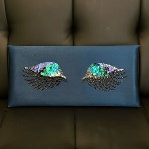 BCBGMAXAZRIA “Harlow” Royal Blue Sequin Eye Clutch – NWT
